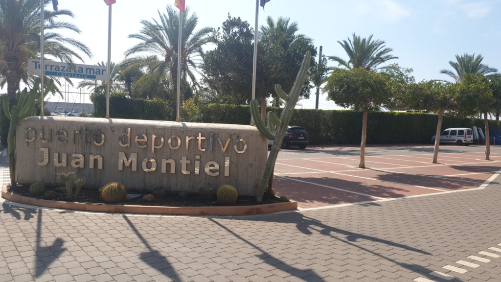 Entrada al puerto
